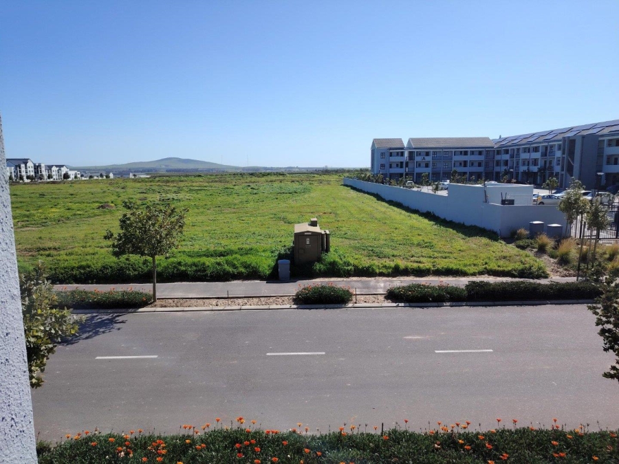 To Let 1 Bedroom Property for Rent in Buhrein Western Cape